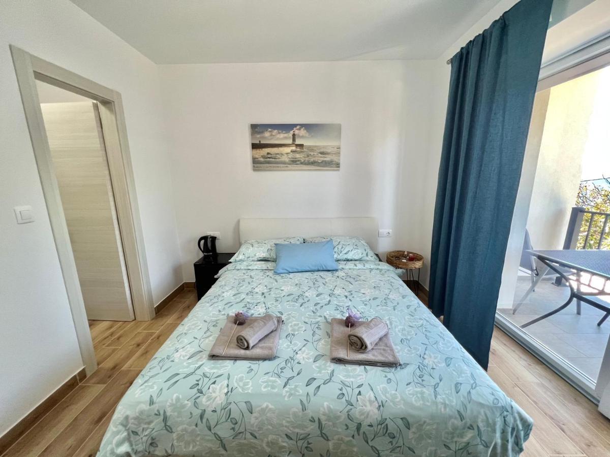 Fantasia del mare apartment&rooms Dramalj Esterno foto
