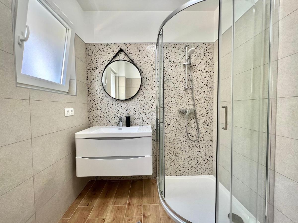 Fantasia del mare apartment&rooms Dramalj Esterno foto